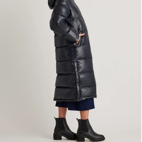 Quince responsible down long puffer jacket - shiny black - Picture 4 of 12